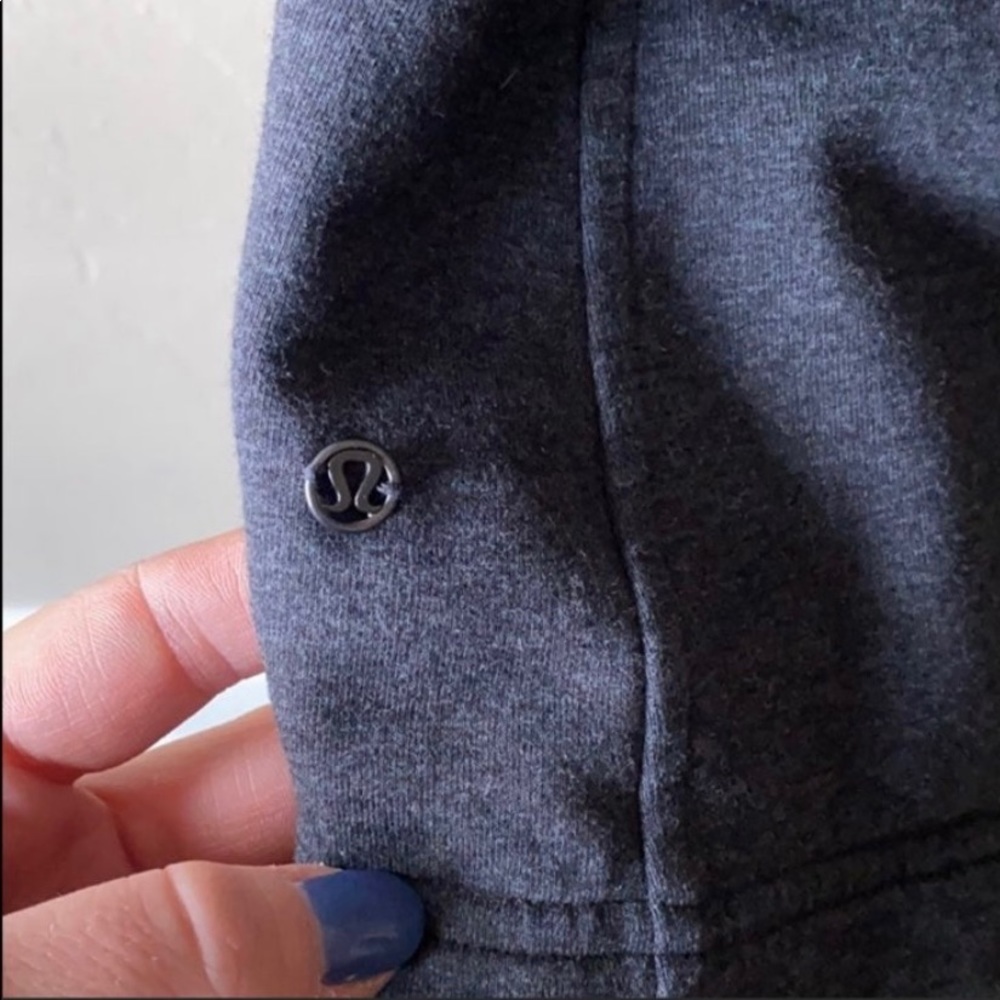 Lululemon Coast Wrap - Heathered Gray - 4 - Picture 6 of 8